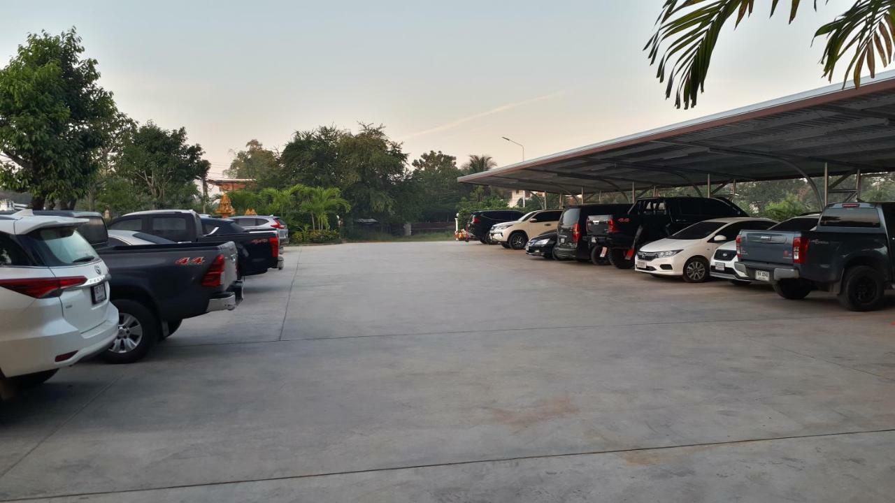 Baan Lita Aparthotel Phimai Eksteriør bilde